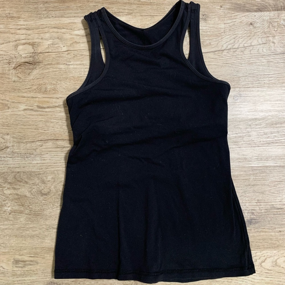 Lululemon tank top with built in sports bra size 8